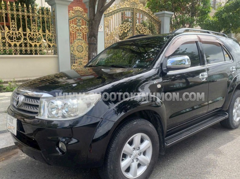 Toyota Fortuner 2.7V 4x4 AT 2009